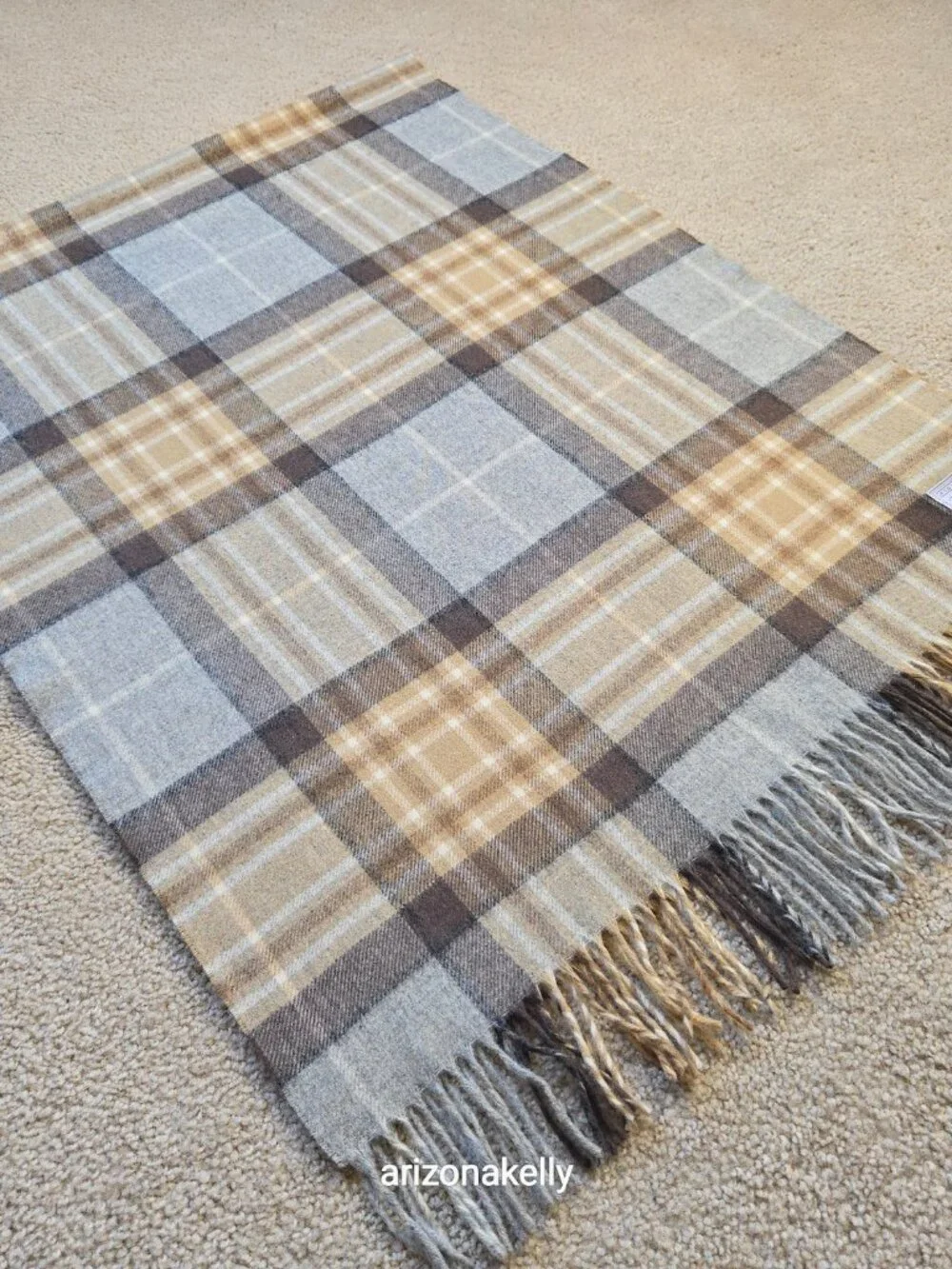 NWOT Highland Store Lambswool Scarf Tan & Grey Plaid Made in Britain